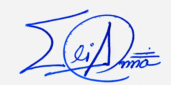Elianna handwritten signature example in blue ink on white background