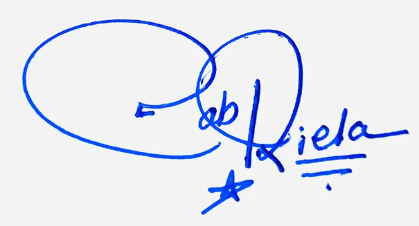 Gabriela handwritten signature example in blue ink on white background