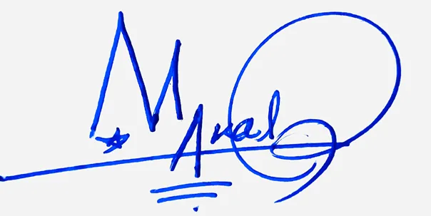 Makayla handwritten signature example in blue ink on white background